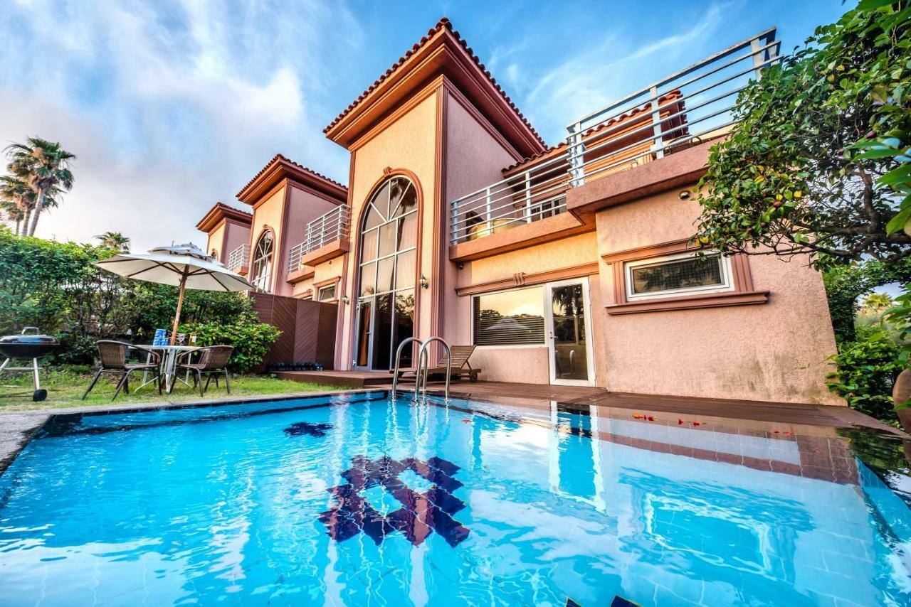 Palm Valley Resort Szogüpho Kültér fotó