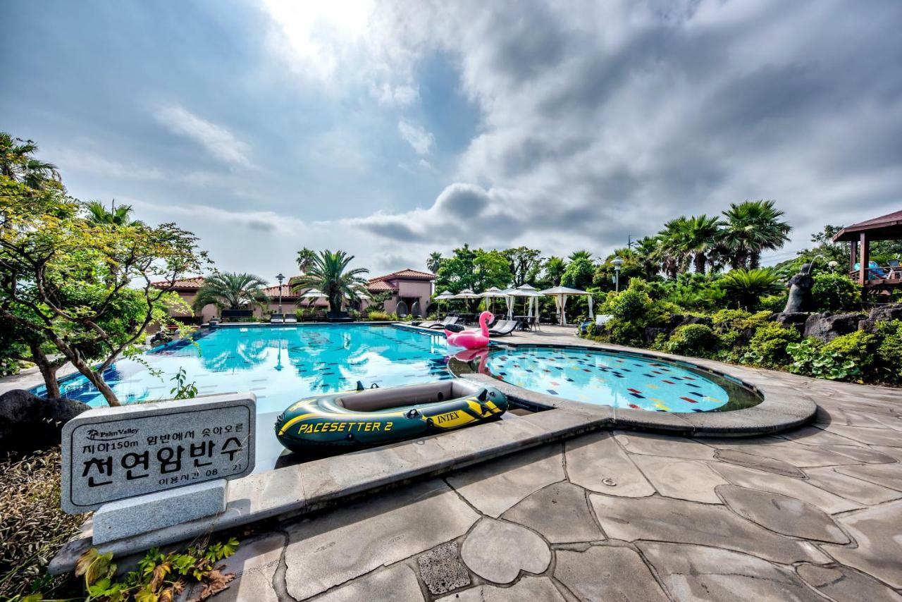 Palm Valley Resort Szogüpho Kültér fotó