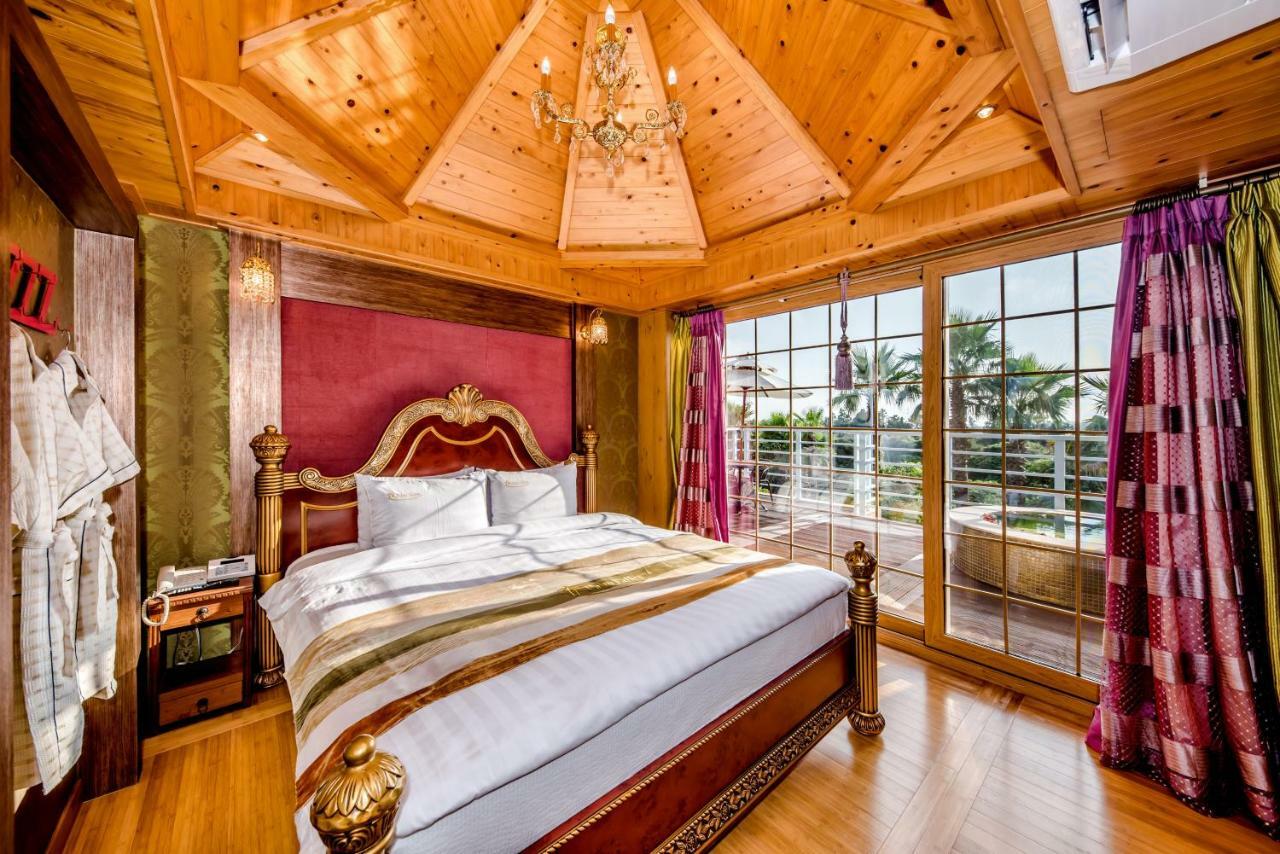 Palm Valley Resort Szogüpho Kültér fotó