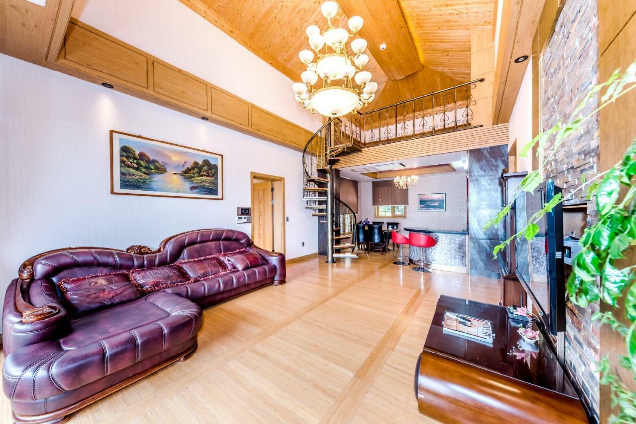 Palm Valley Resort Szogüpho Kültér fotó