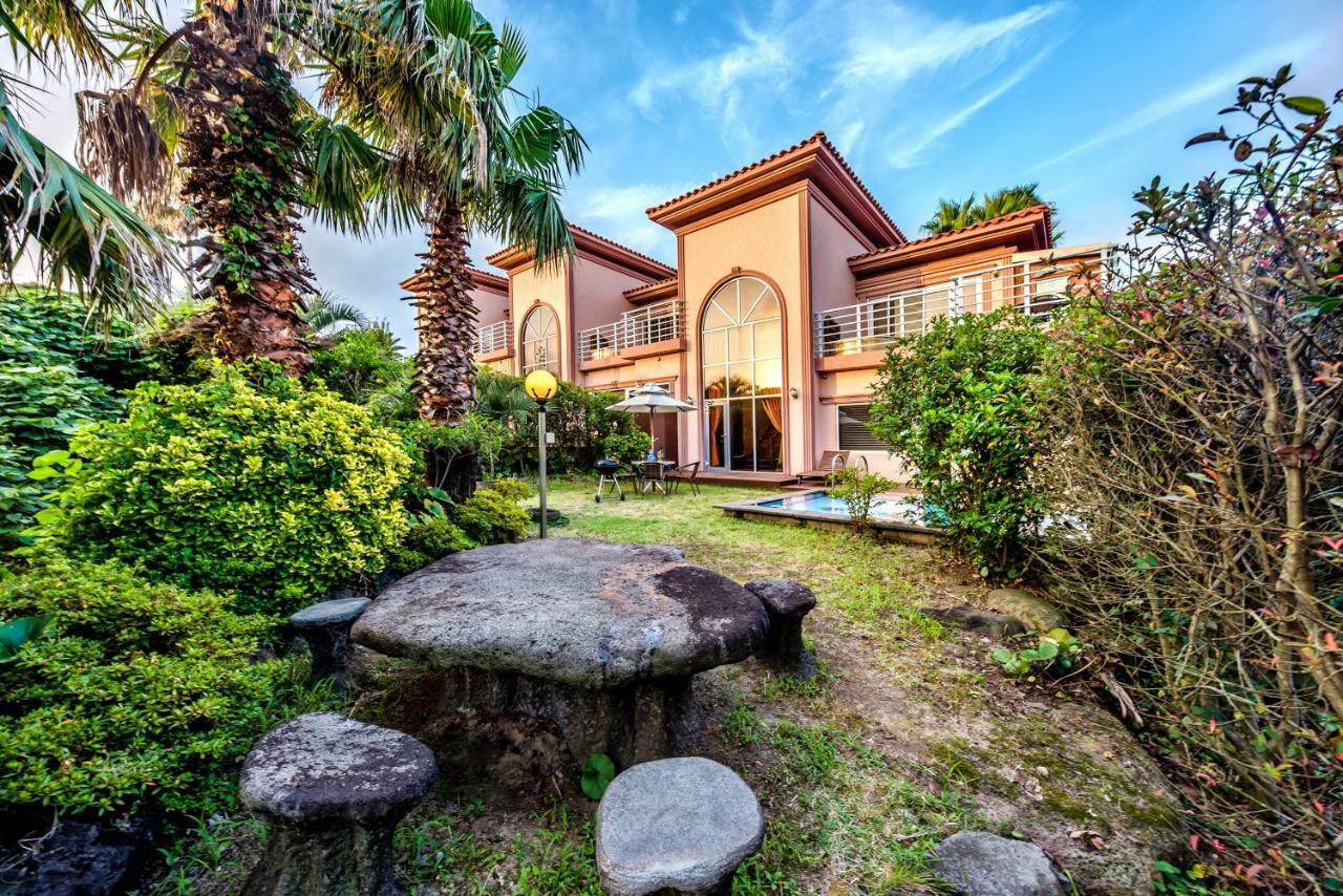 Palm Valley Resort Szogüpho Kültér fotó