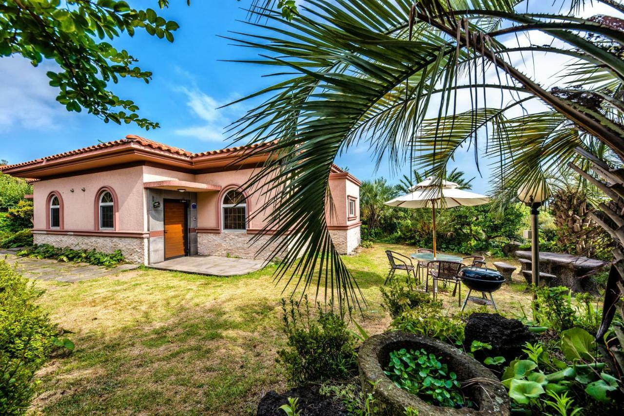 Palm Valley Resort Szogüpho Kültér fotó