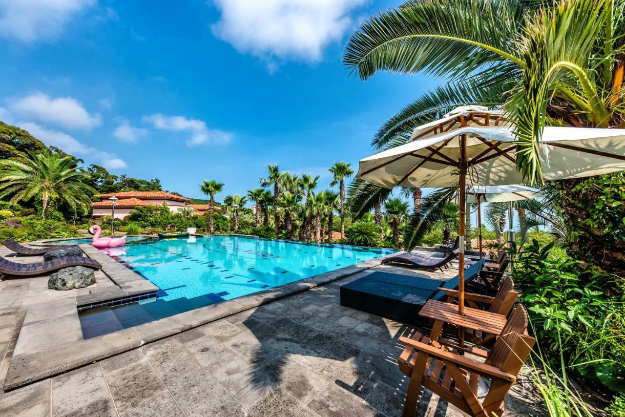 Palm Valley Resort Szogüpho Kültér fotó