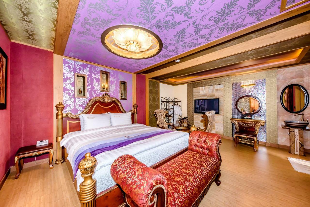 Palm Valley Resort Szogüpho Kültér fotó