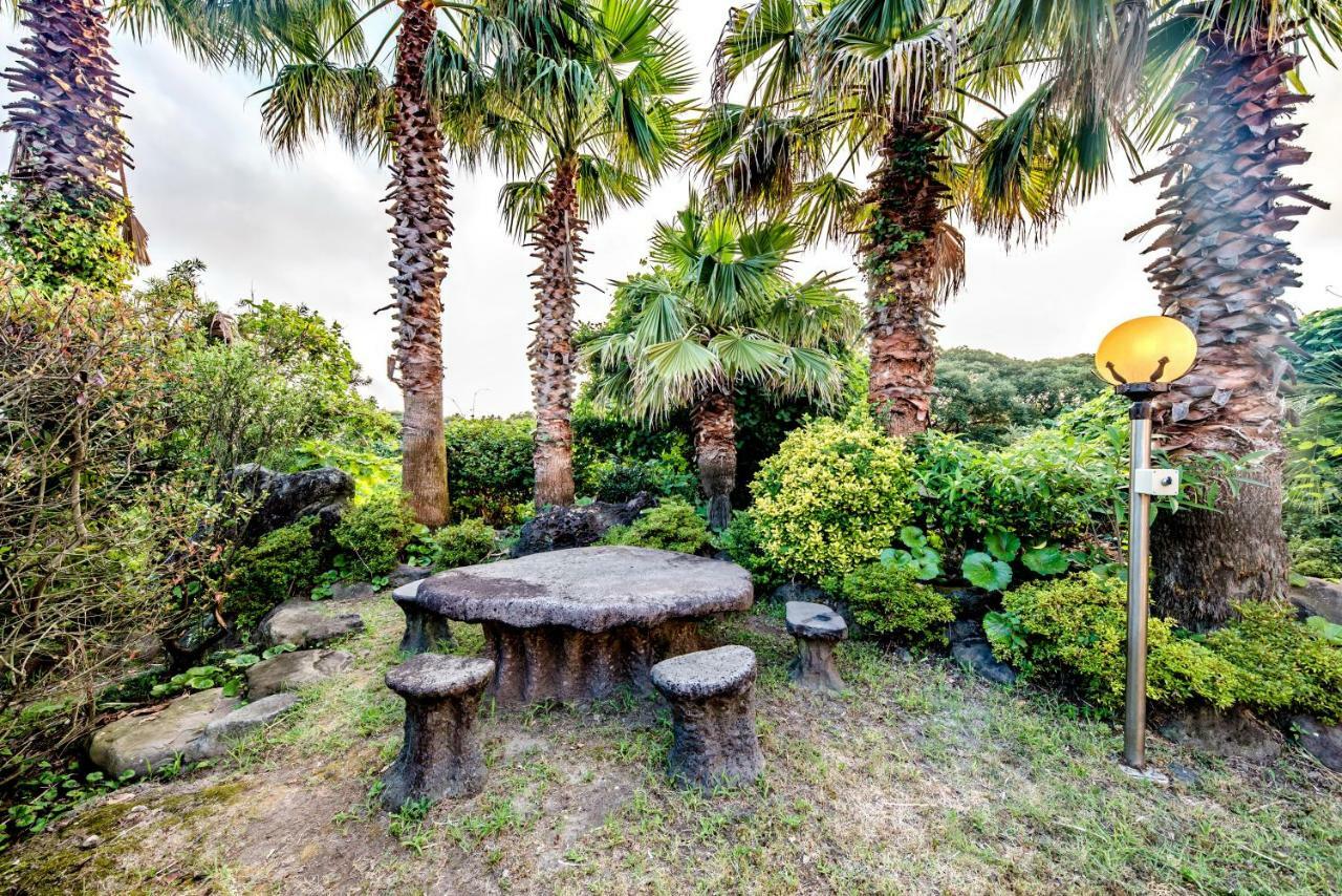 Palm Valley Resort Szogüpho Kültér fotó