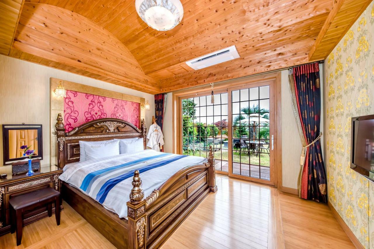 Palm Valley Resort Szogüpho Kültér fotó